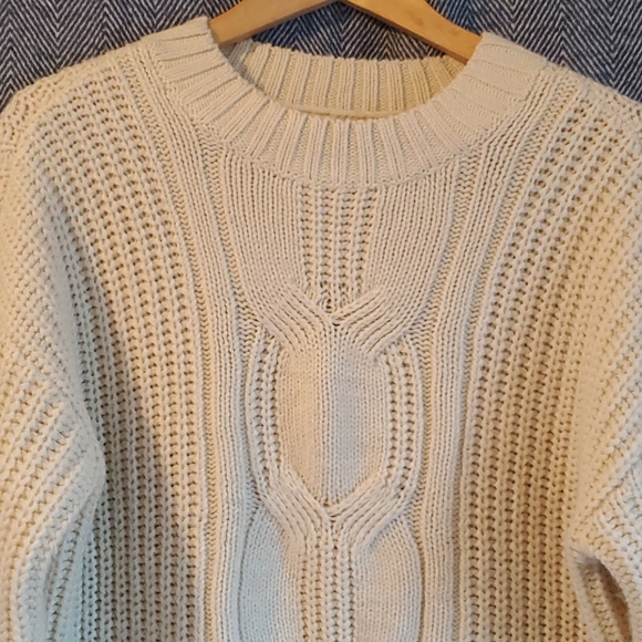 Sweater - Picture 2 of 3